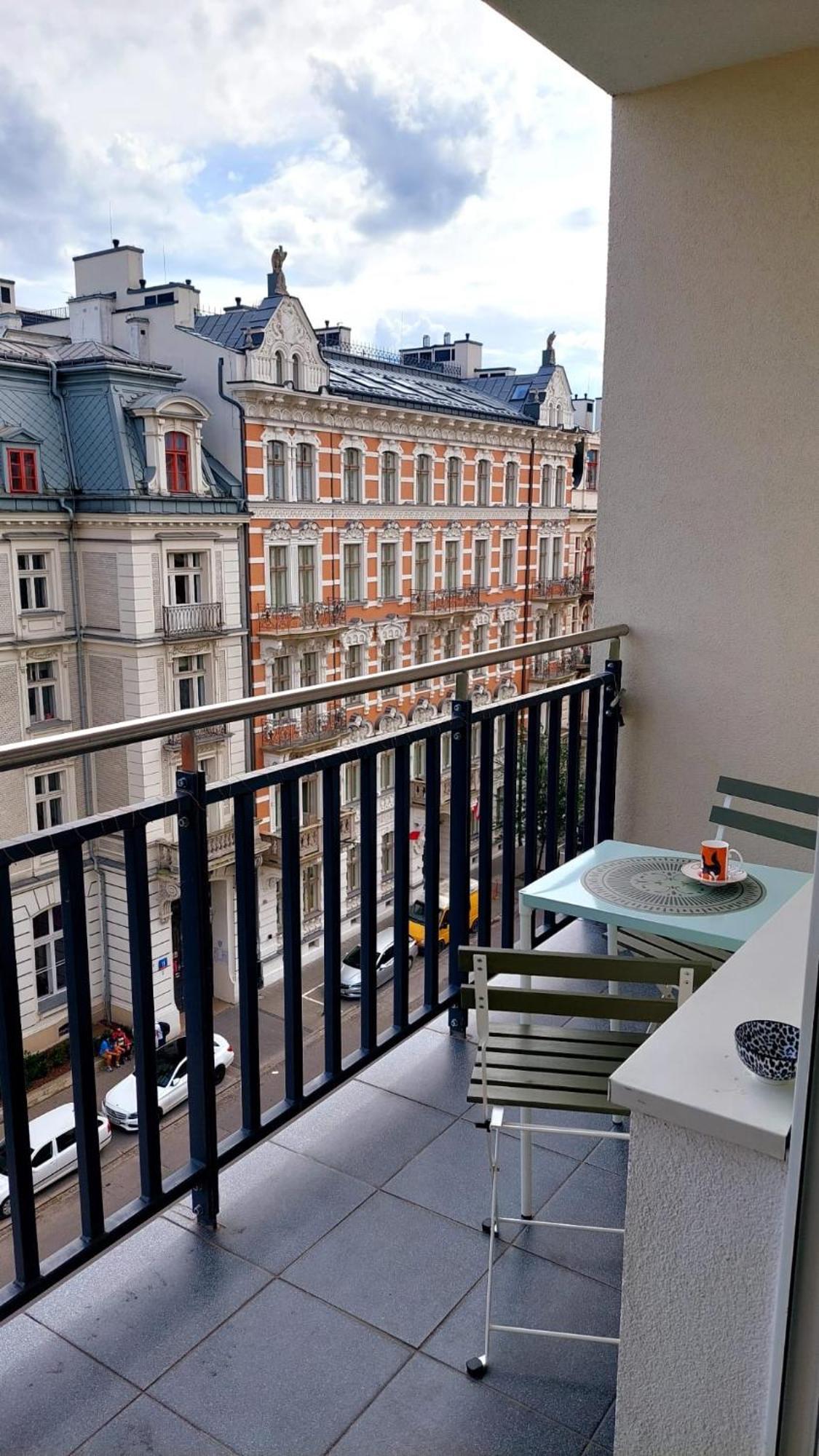 Comewa Apartments Varsó Kültér fotó